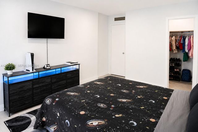 14311 N Kendall Drive 206A, Miami, FL 33186