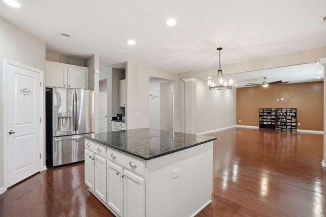 2307 Hummingbird Lane, Summerville, SC 29483