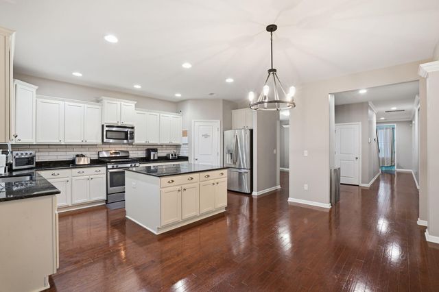 2307 Hummingbird Lane, Summerville, SC 29483