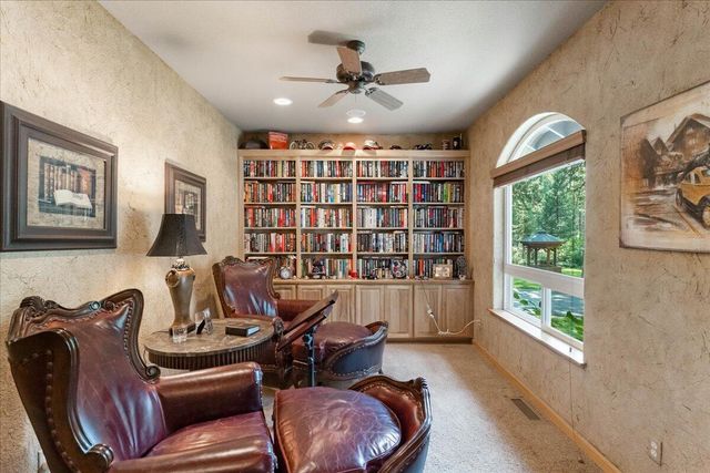 1601 Timber Hills Road, Mount Shasta, CA 96067