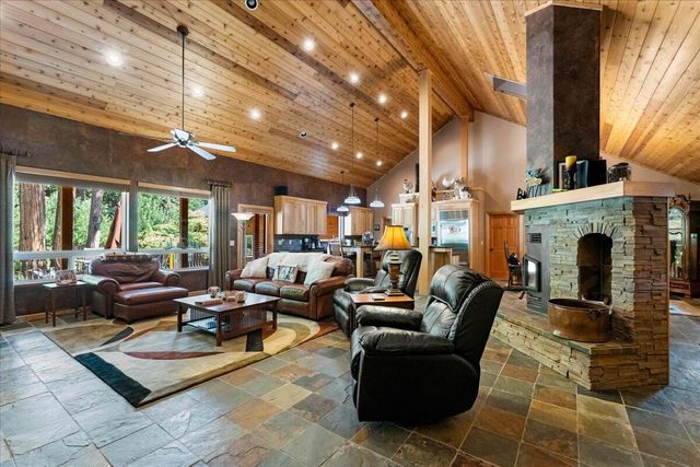 1601 Timber Hills Road, Mount Shasta, CA 96067