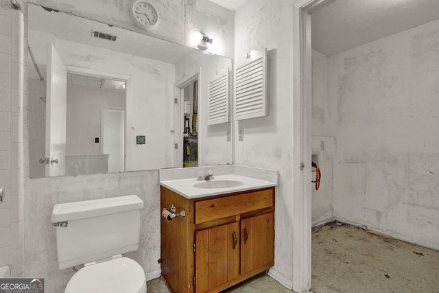 1330 Old Countryside Circle, Stone Mountain, GA 30083