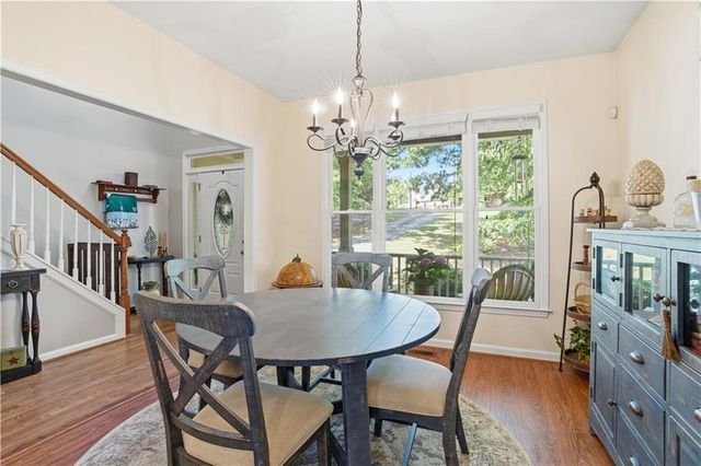 12 Laurel Way NE, White, GA 30184