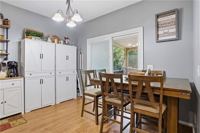 12 Laurel Way NE, White, GA 30184