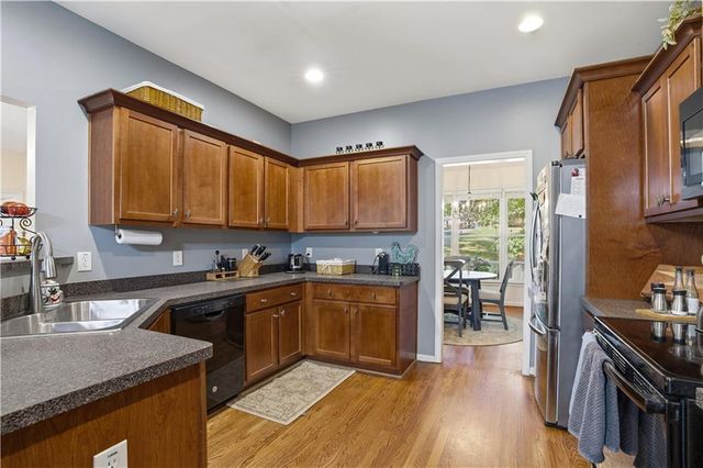 12 Laurel Way NE, White, GA 30184