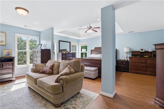 12 Laurel Way NE, White, GA 30184