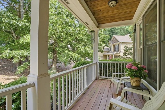 12 Laurel Way NE, White, GA 30184