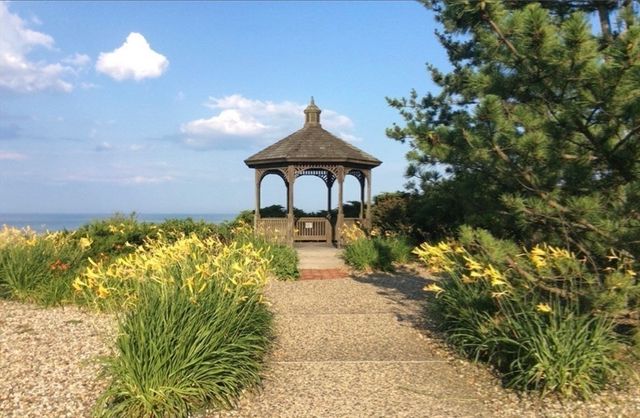 1 Seal Harbor Rd 812, Winthrop, MA 02152