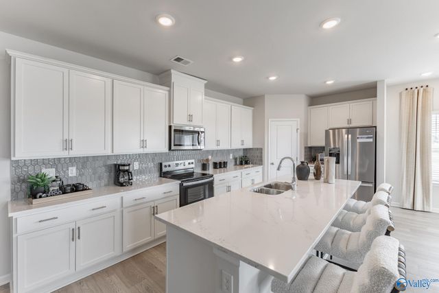 14768 Lapwing Cove, Athens, AL 35611
