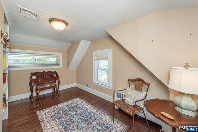 10 Irving Place, Nutley, NJ 07110