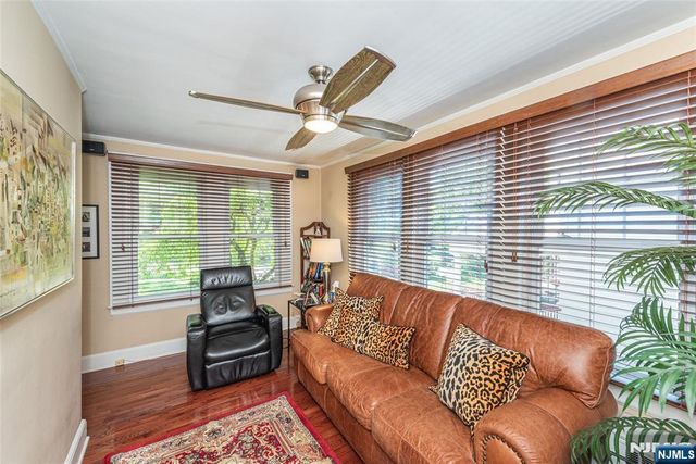 10 Irving Place, Nutley, NJ 07110