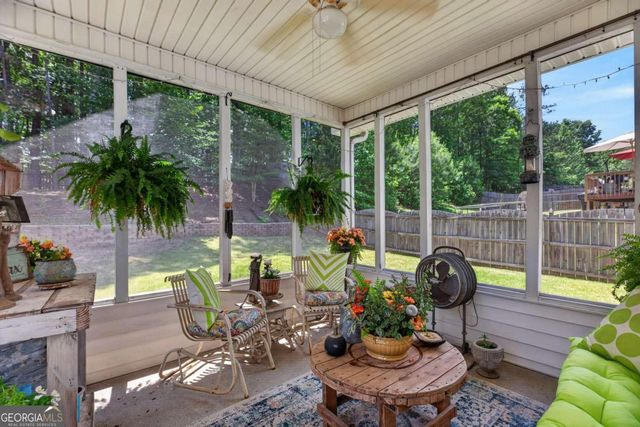 613 Hemlock Court, Villa Rica, GA 30180