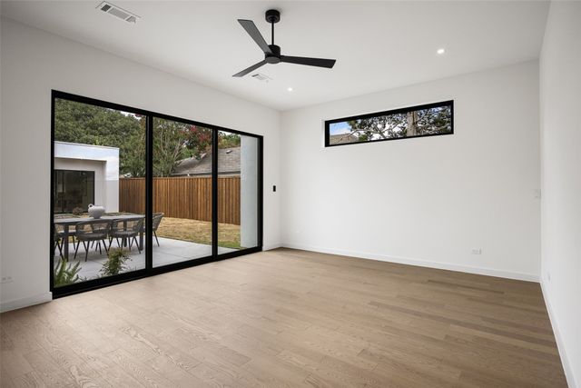 6240 Kenwood Avenue, Dallas, TX 75214
