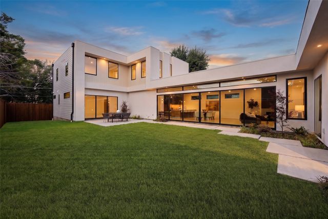6240 Kenwood Avenue, Dallas, TX 75214