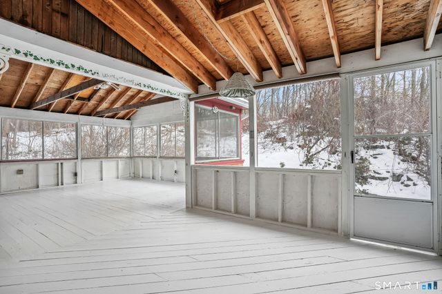 12 Skidmore Lane, Newtown, CT 06482