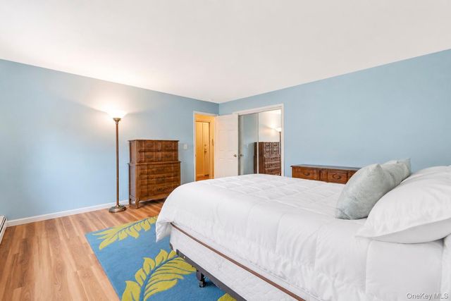 2439 Union Boulevard 3A, Islip, NY 11751