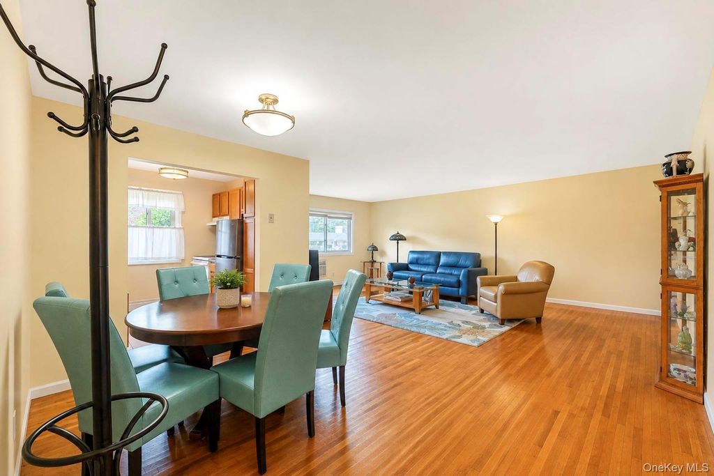 2439 Union Boulevard 3A, Islip, NY 11751 — photo 4