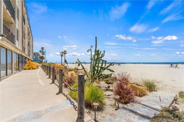 1140 E Ocean 228, Long Beach, CA 90802