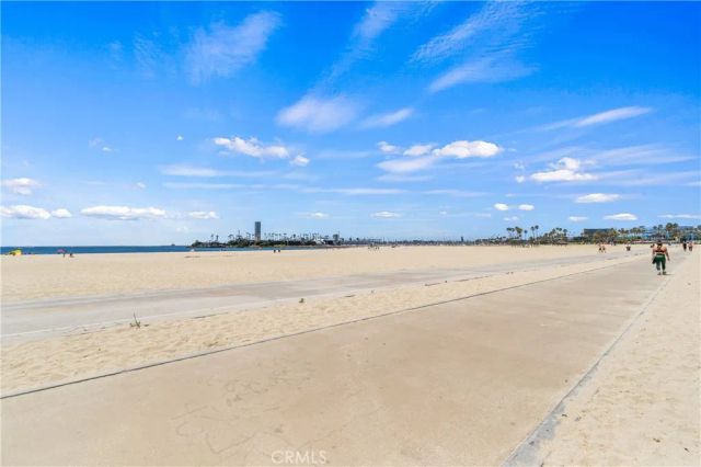 1140 E Ocean 228, Long Beach, CA 90802
