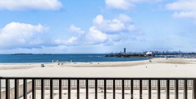 1140 E Ocean 228, Long Beach, CA 90802