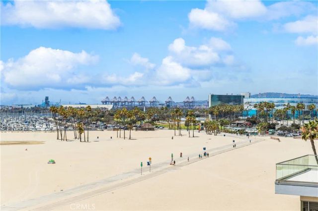 1140 E Ocean 228, Long Beach, CA 90802