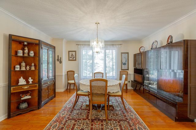 6422 Lake Shadows Circle, Hixson, TN 37343