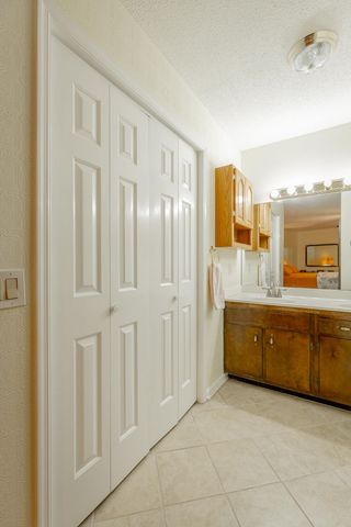 6422 Lake Shadows Circle, Hixson, TN 37343