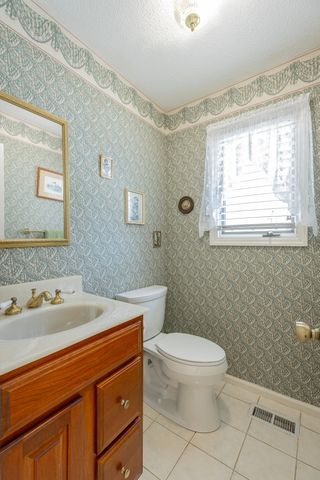 6422 Lake Shadows Circle, Hixson, TN 37343
