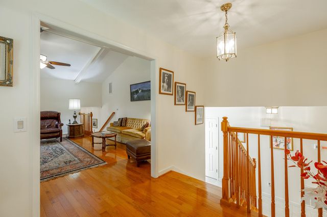 6422 Lake Shadows Circle, Hixson, TN 37343
