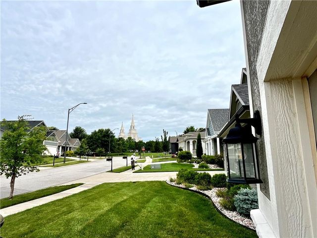 7029 N Cambridge Avenue, Kansas City, MO 64119