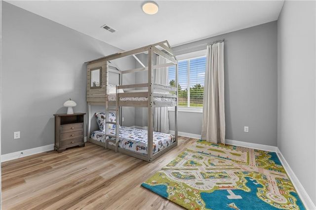 7029 N Cambridge Avenue, Kansas City, MO 64119