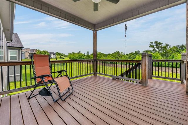 7029 N Cambridge Avenue, Kansas City, MO 64119