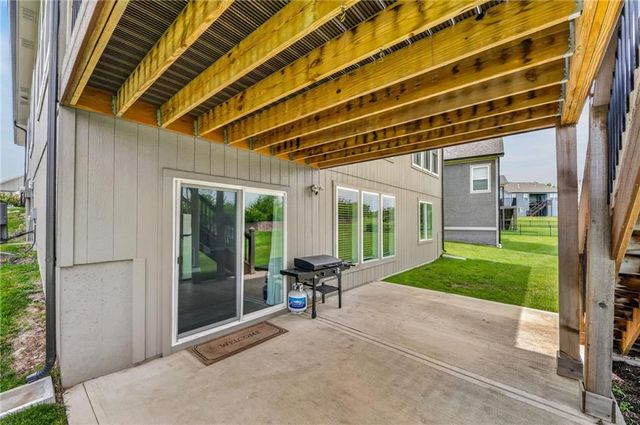 7029 N Cambridge Avenue, Kansas City, MO 64119