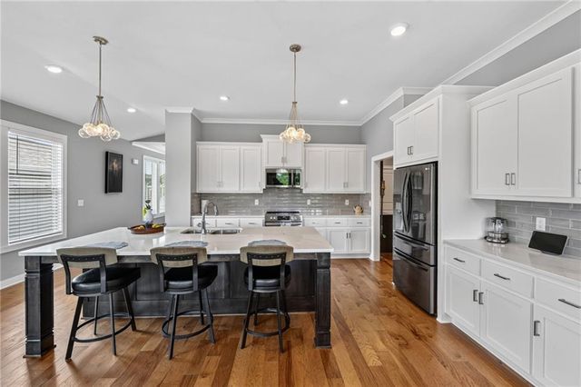 7029 N Cambridge Avenue, Kansas City, MO 64119