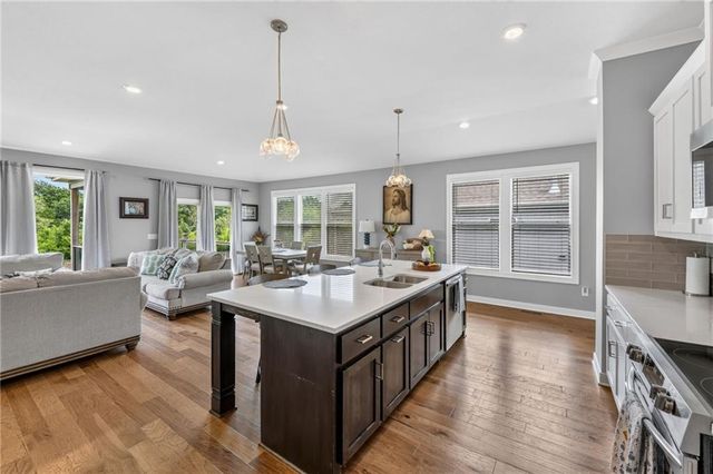 7029 N Cambridge Avenue, Kansas City, MO 64119