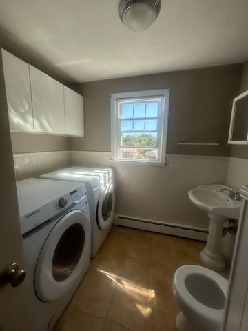 17 Bandy Ln, Milford, MA 01757