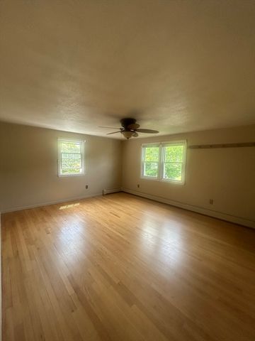 17 Bandy Ln, Milford, MA 01757