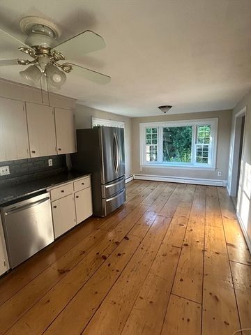 17 Bandy Ln, Milford, MA 01757