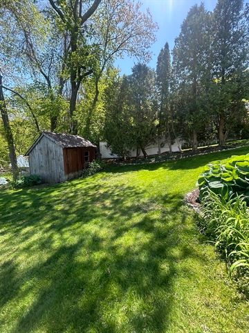 17 Bandy Ln, Milford, MA 01757