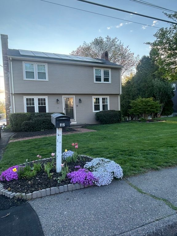 17 Bandy Ln, Milford, MA 01757