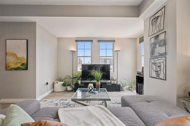 300 W 11th Avenue 10B, Denver, CO 80204