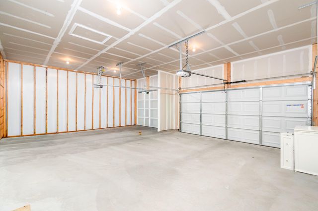 12130 Ambruzzi Drive, Walton, KY 41094