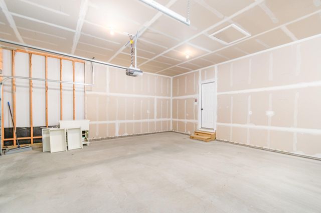 12130 Ambruzzi Drive, Walton, KY 41094