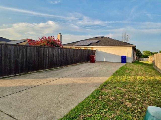 1217 Evergreen Street, Royse City, TX 75189