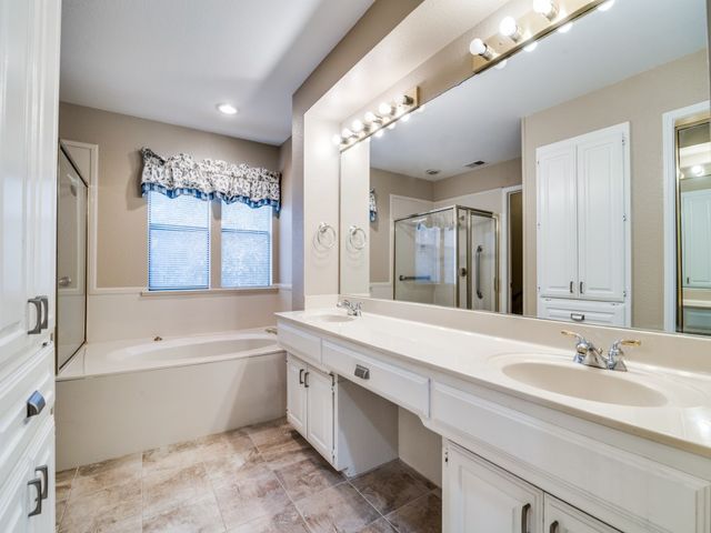 9981 Waterfront Trail, Rowlett, TX 75087