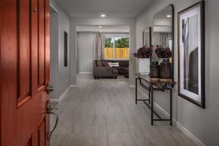 3215 Lourdes Avenue, Clovis, CA 93619