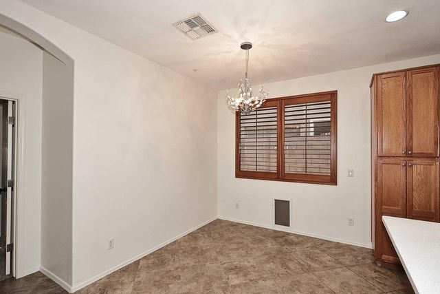 7054 W Eagle Ridge Lane, Peoria, AZ 85383