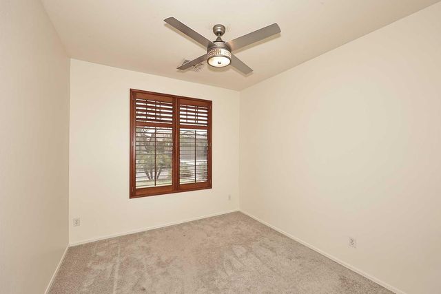 7054 W Eagle Ridge Lane, Peoria, AZ 85383