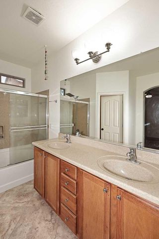 7054 W Eagle Ridge Lane, Peoria, AZ 85383