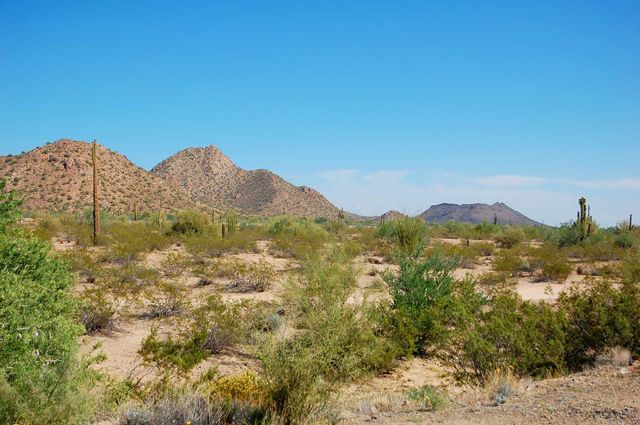 7054 W Eagle Ridge Lane, Peoria, AZ 85383